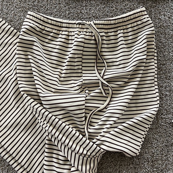 Striped Matching Set - Picture 6 of 7
